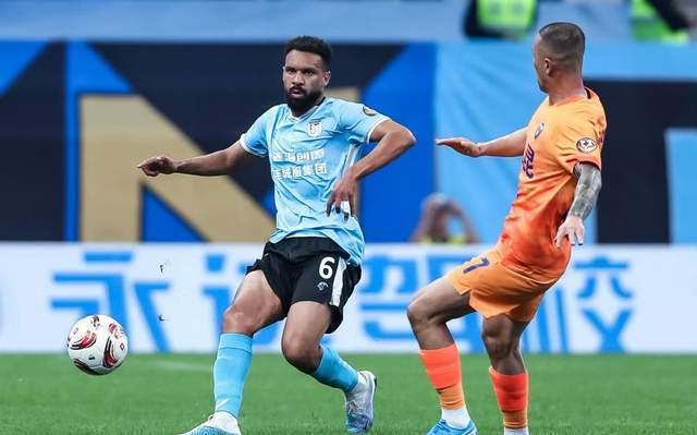 朱鹏宇, 大腿, 职业精神 朱鹏宇, 大腿, 职业精神